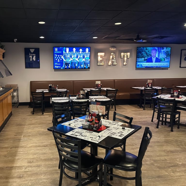 Welcome to Russo's Pizzeria – Hopkins Location