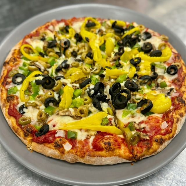 16" Vegetarian Pizza.
